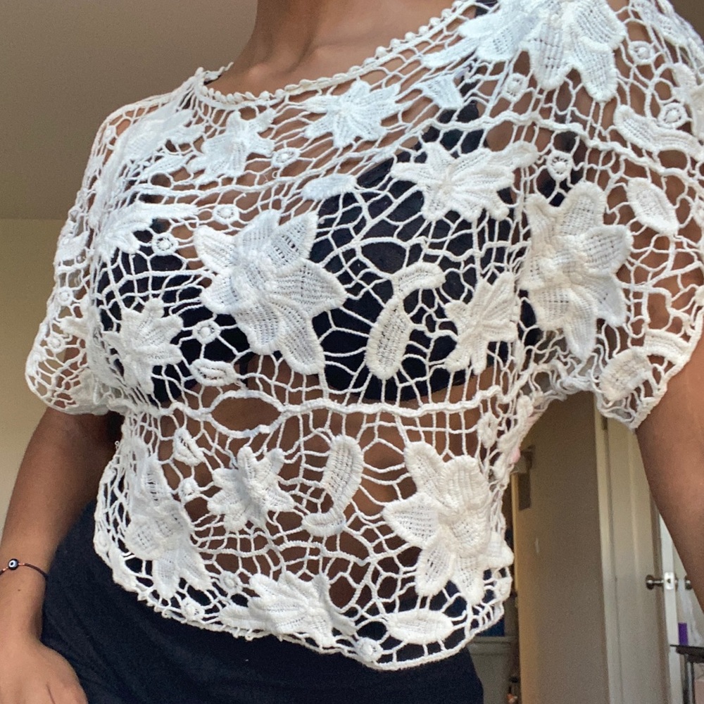 White Crochet Top 🕊